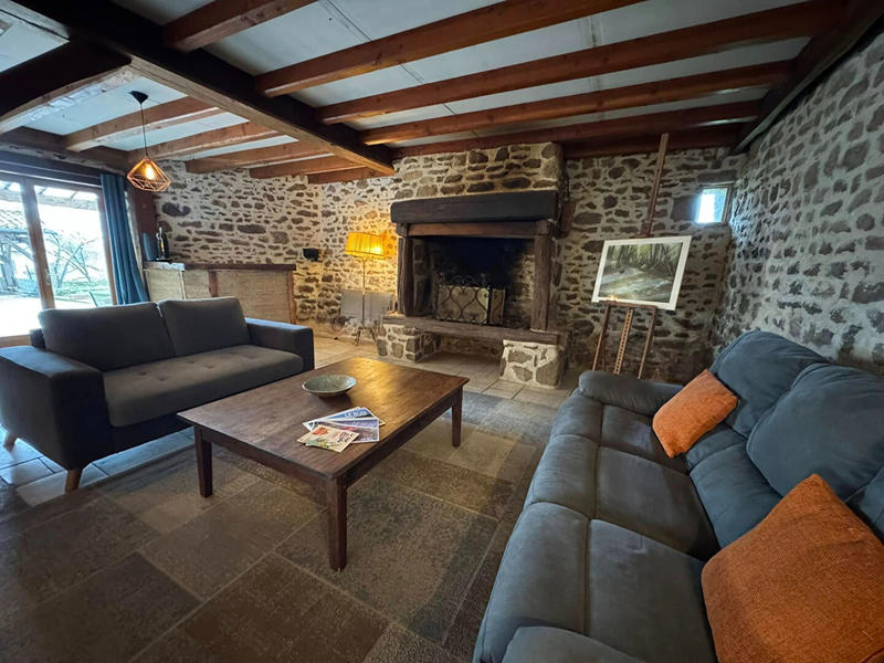 Maison - 306 m² - 8 pièces