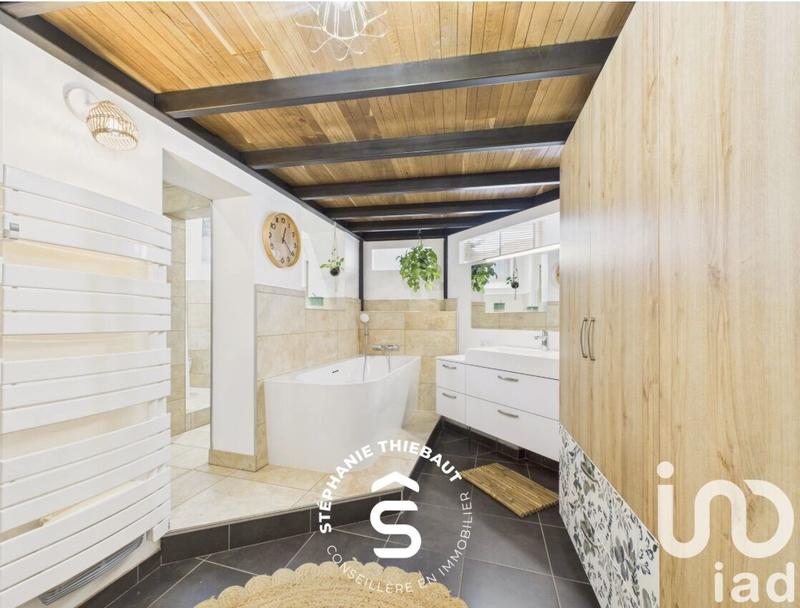 Maison - 156 m² - 6 pièces