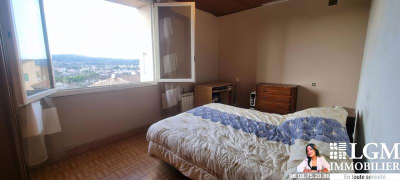 Appartement - 83 m² - 4 pièces