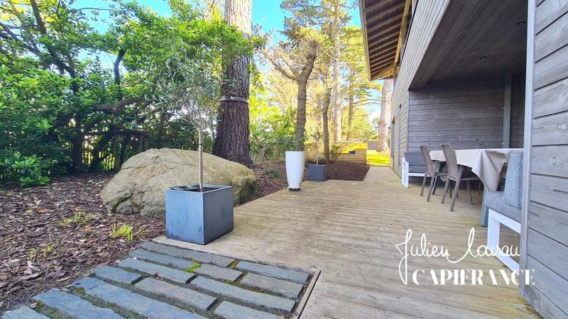 Maison - 185 m² - 6 pièces