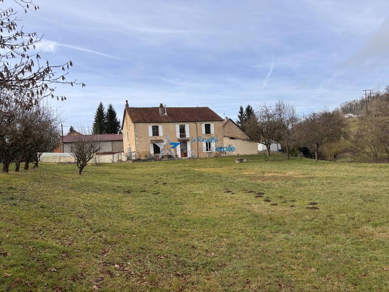Maison ancienne - 272 m² - 10 pièces