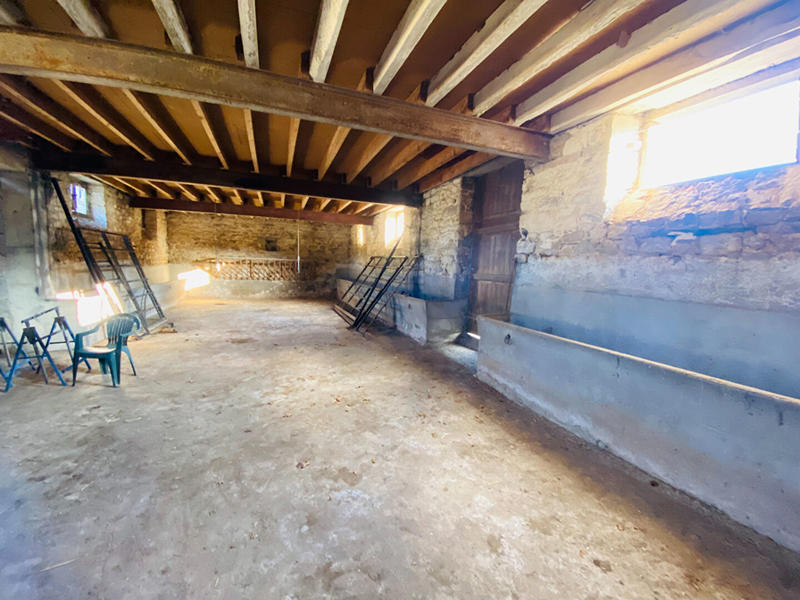 Maison - 400 m² - 5 pièces