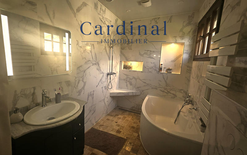 Maison - 126 m² - 6 pièces