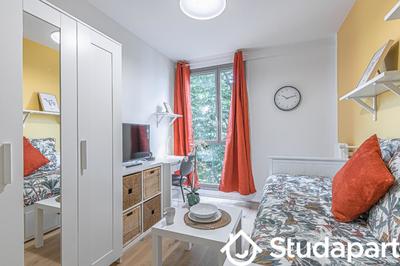 Chambre - 10 m² - 1 pièce