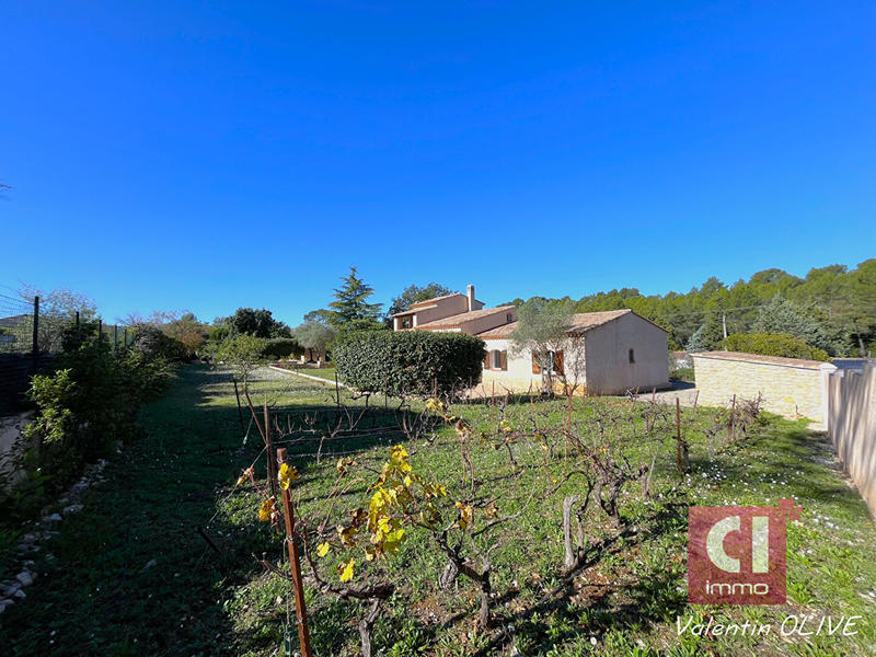 Maison - 188 m² - 8 pièces