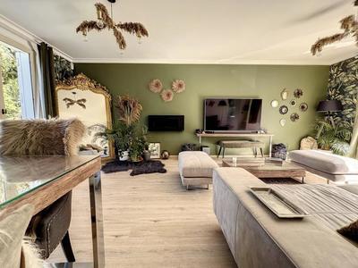 Maison - 170 m² - 8 pièces