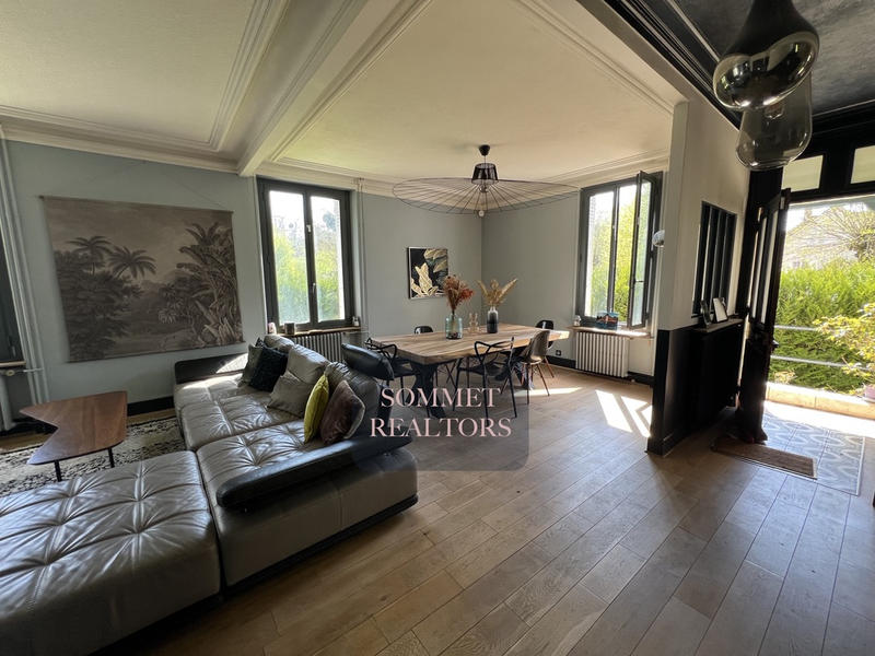 Propriété - 155 m² - 8 pièces