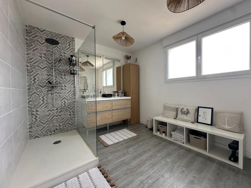 Appartement - 85 m² - 4 pièces