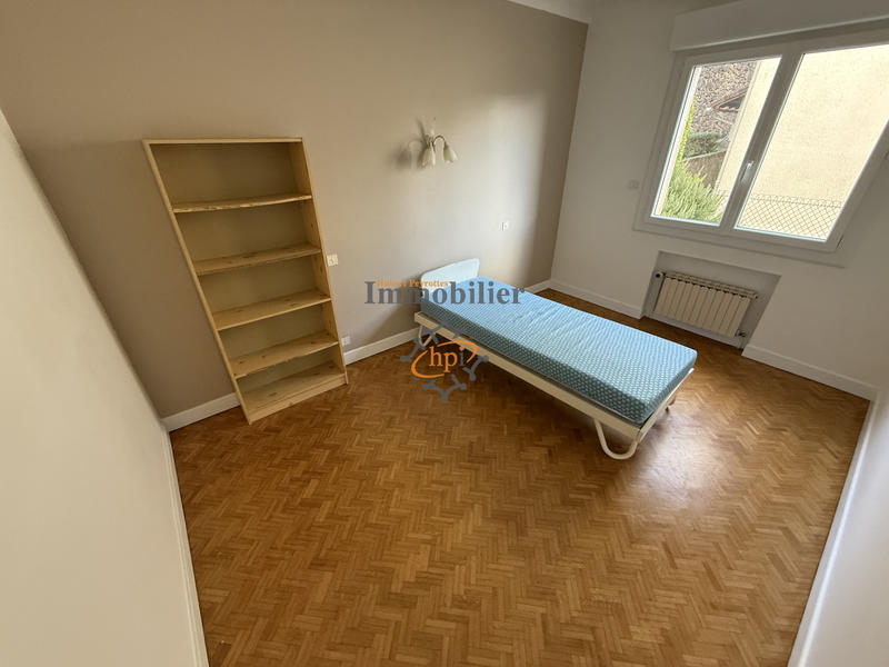 Maison - 185 m² - 7 pièces