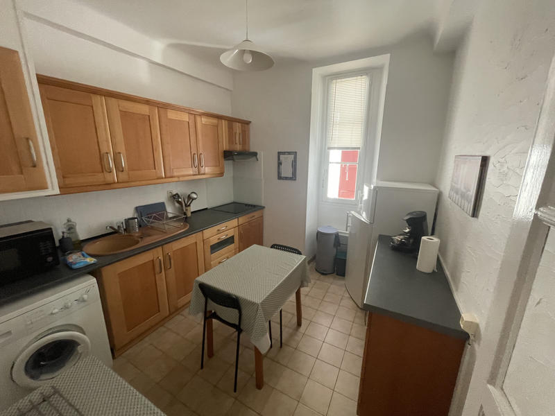 Appartement - 65 m² - 2 pièces