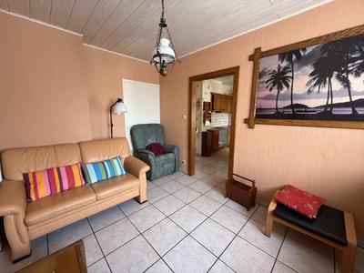 Maison - 275 m² - 13 pièces