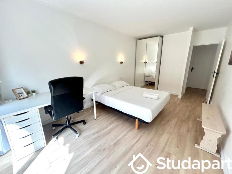Chambre - 24 m² - 1 pièce