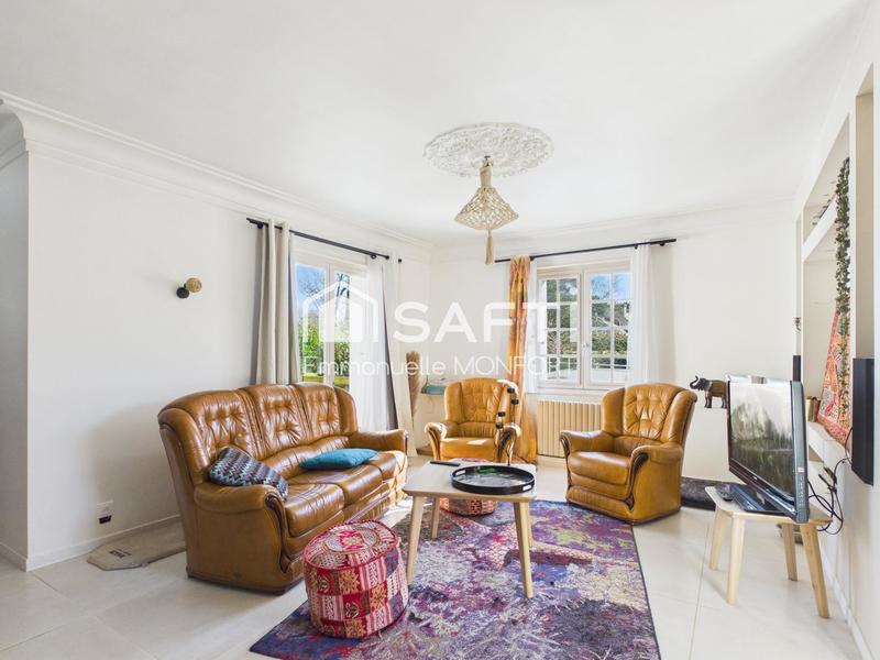 Maison - 250 m² - 11 pièces