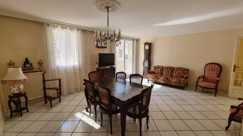 Appartement - 75 m² - 4 pièces