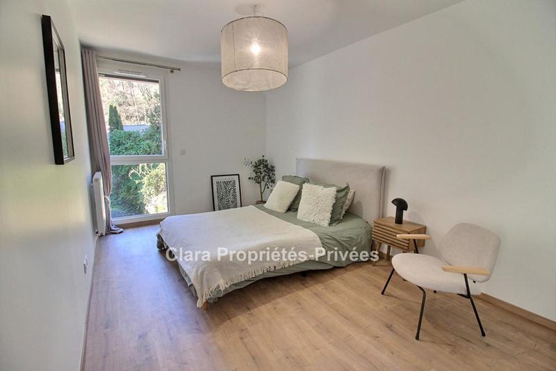 Appartement - 88 m² - 4 pièces