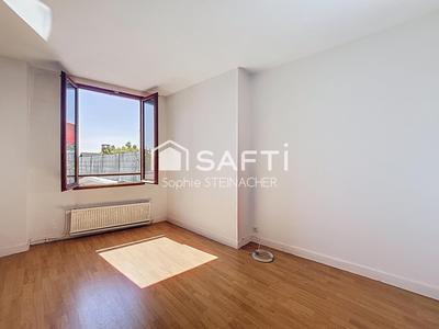 Duplex - 90 m² - 4 pièces