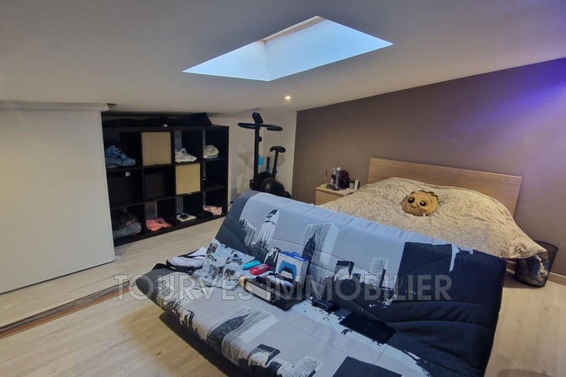 Villa - 220 m² - 6 pièces