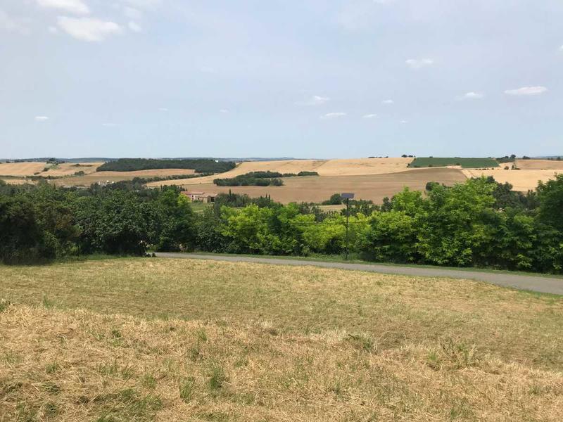 Terrain constructible - 1 445 m²