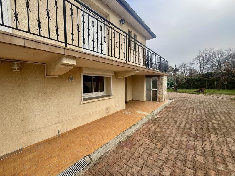 Maison traditionnelle - 124 m² - 6 pièces