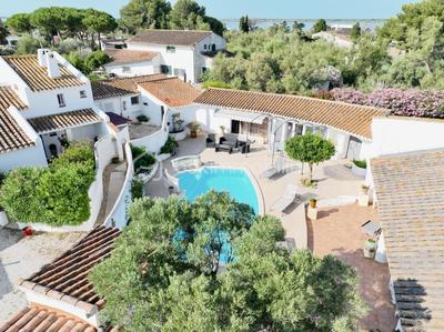 Mas - 382 m² - 13 pièces