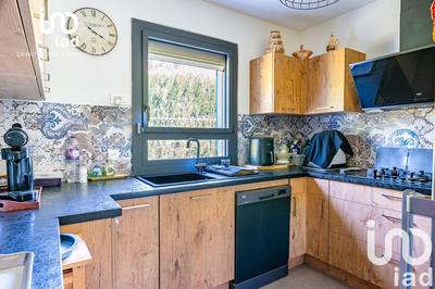 Maison - 83 m² - 4 pièces