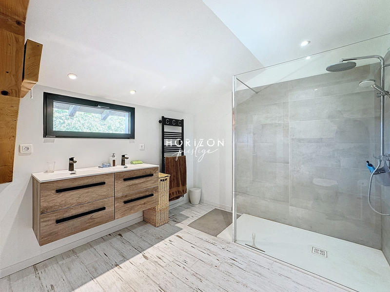 Ferme - 273 m² - 8 pièces