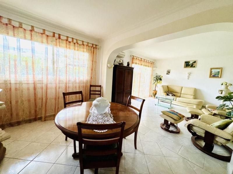 Appartement - 71 m² - 2 pièces