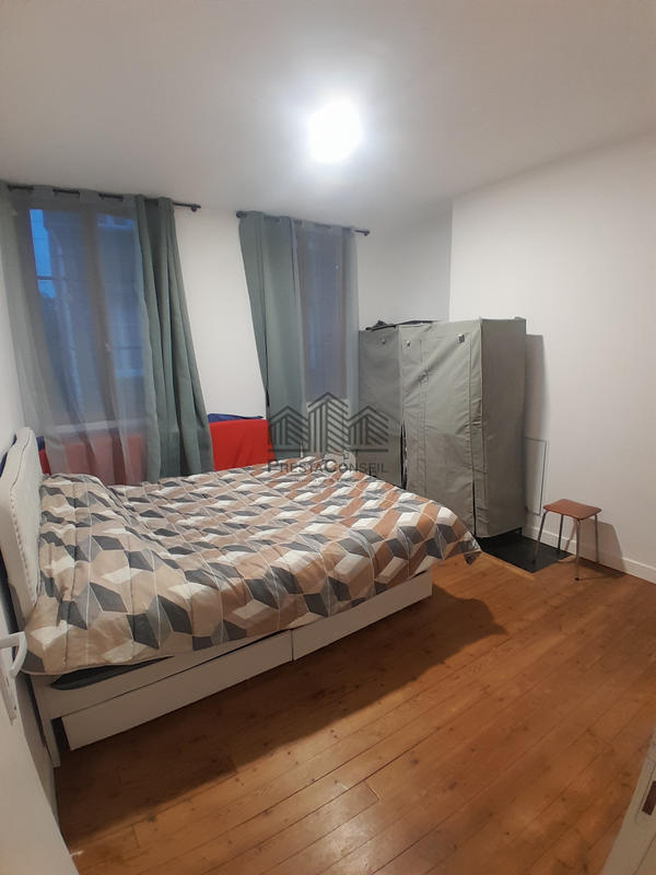 Maison - 92 m² - 5 pièces