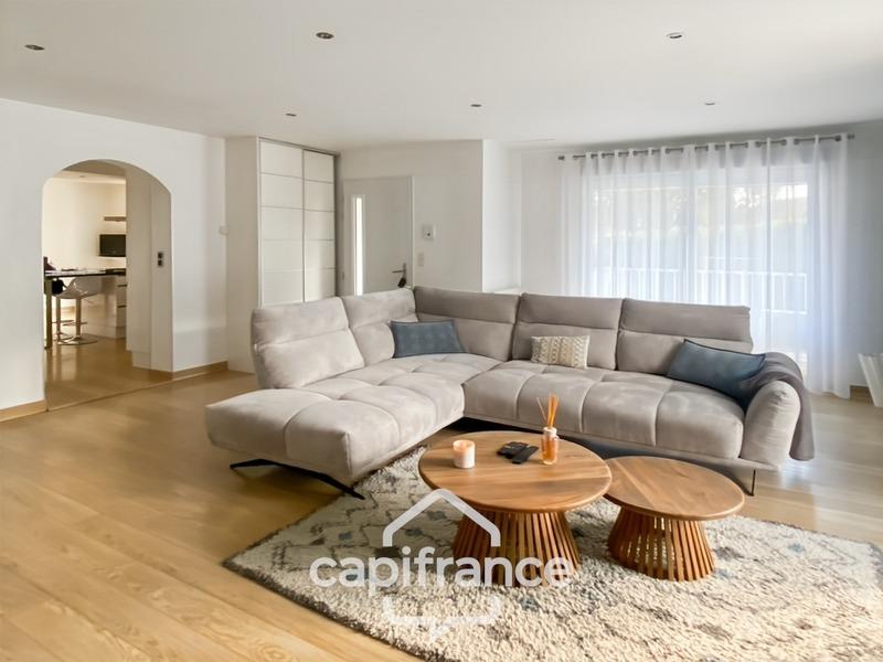 Maison - 143 m² - 4 pièces