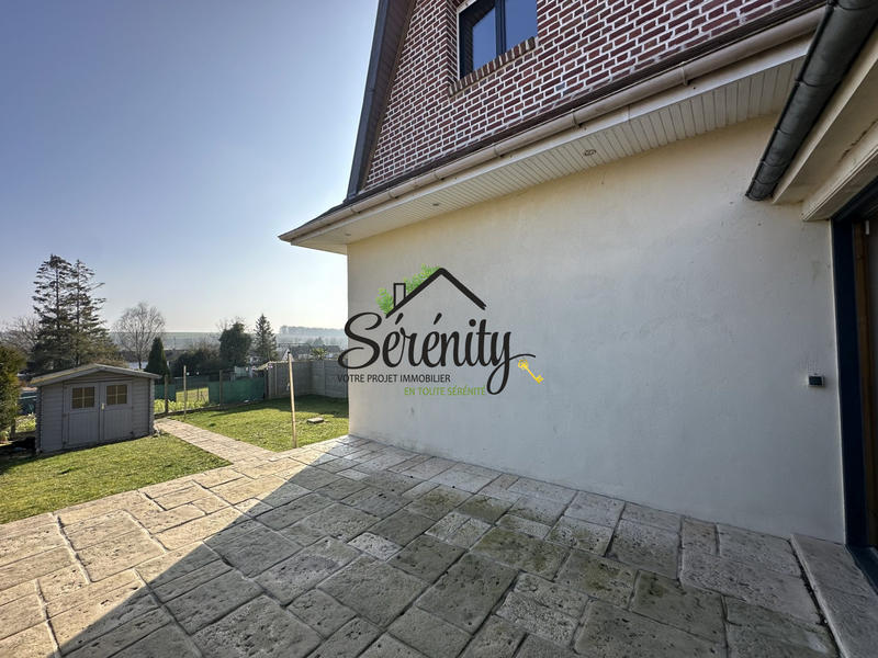 Maison - 90 m² - 5 pièces