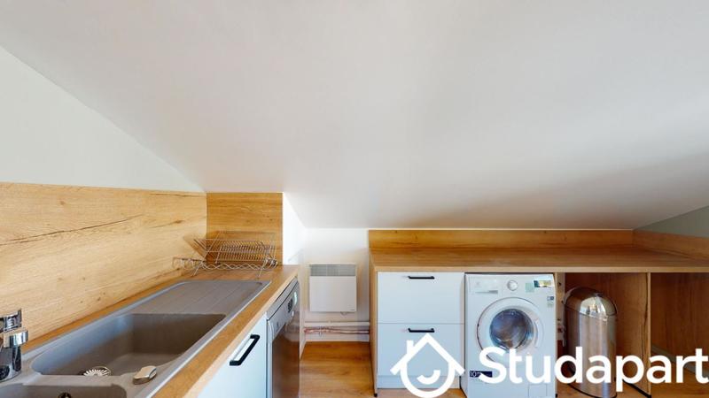 Chambre - 10 m² - 1 pièce