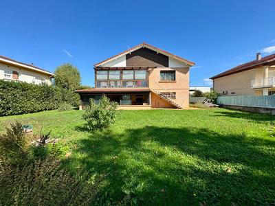 Maison - 174 m² - 6 pièces