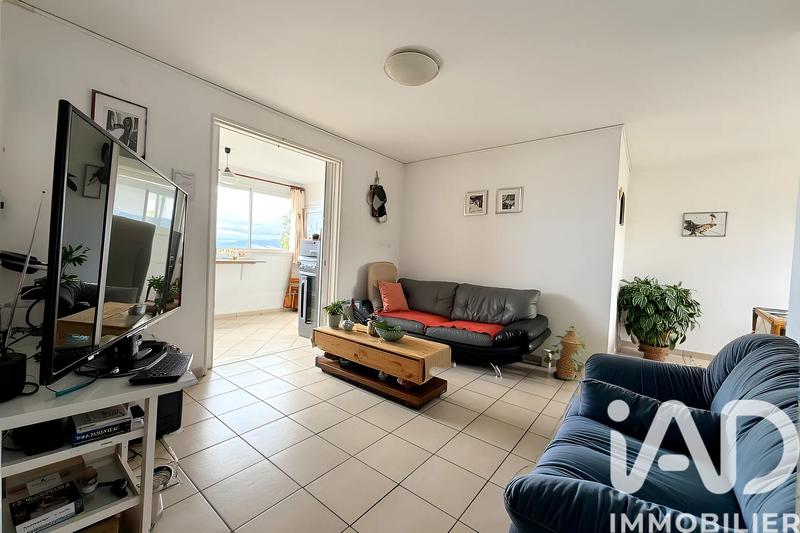 Appartement - 77 m² - 5 pièces