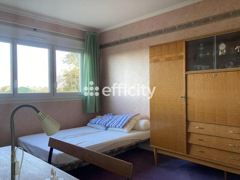 Maison - 96 m² - 5 pièces