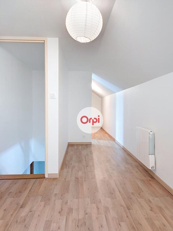 Maison - 121 m² - 6 pièces