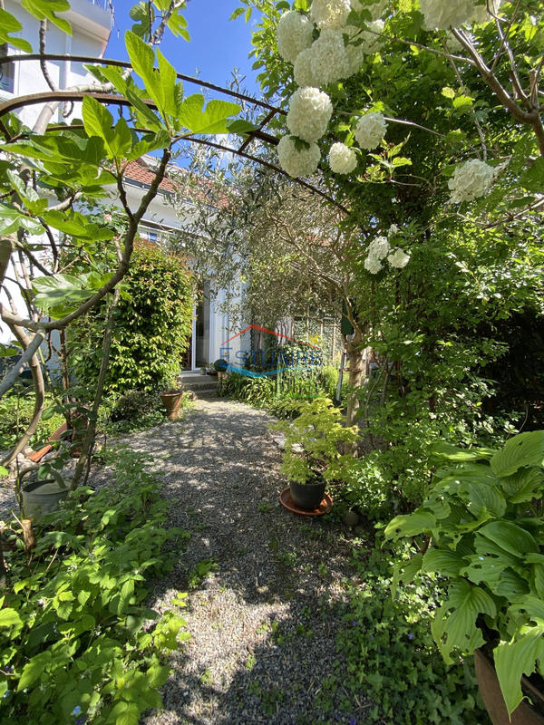 Maison - 141 m² - 7 pièces