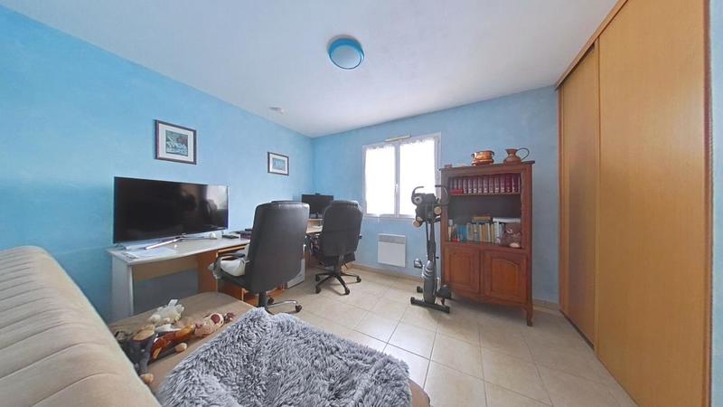 Maison - 104 m² - 4 pièces