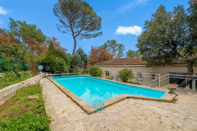 Maison - 162 m² - 7 pièces