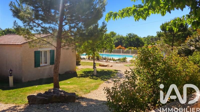 Maison - 440 m² - 28 pièces