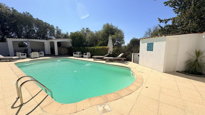 Villa - 177 m² - 5 pièces