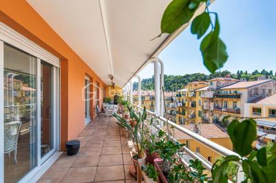 Penthouse - 182 m² - 5 pièces