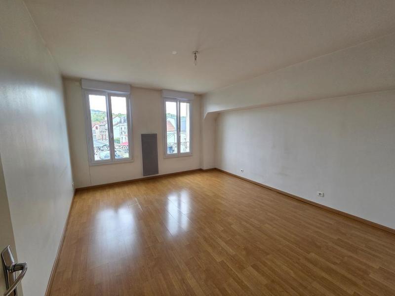 Appartement - 120 m² - 5 pièces