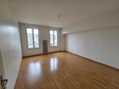 Appartement - 120 m² - 5 pièces