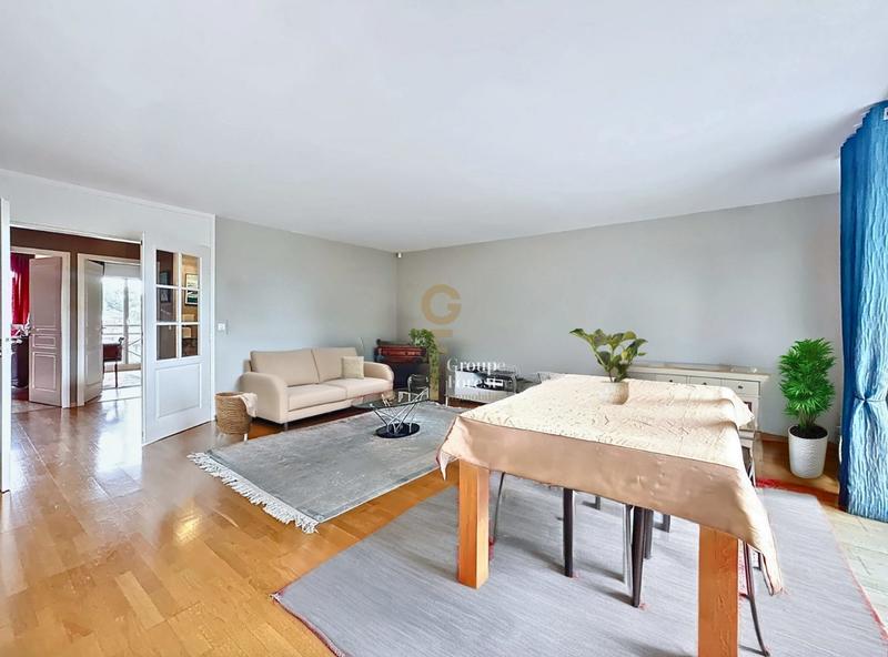 Appartement - 105 m² - 4 pièces