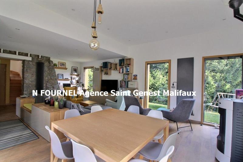 Maison - 150 m² - 5 pièces