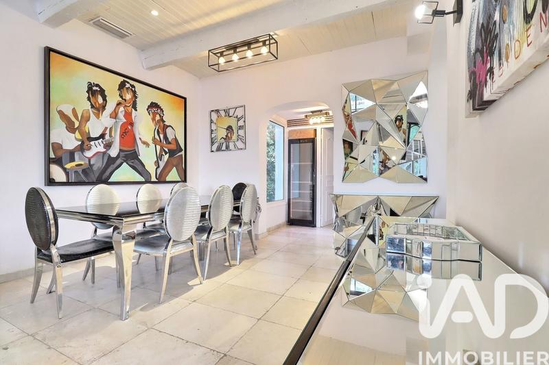 Maison - 148 m² - 7 pièces