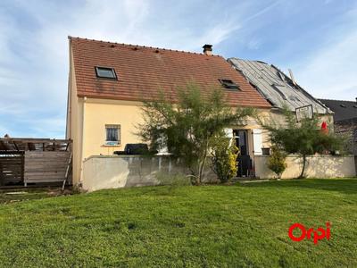 Maison - 97 m² - 4 pièces