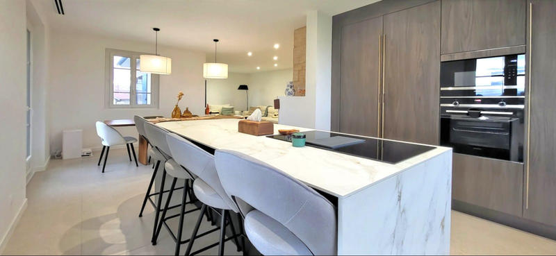 Maison - 140 m² - 6 pièces