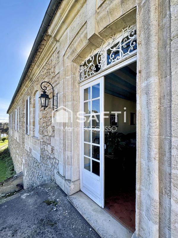 Maison - 343 m² - 10 pièces