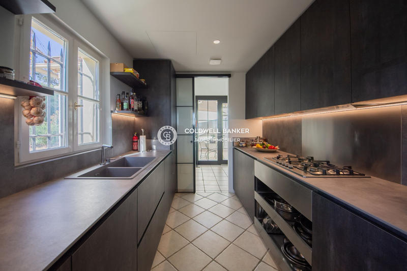 Villa - 194 m² - 5 pièces